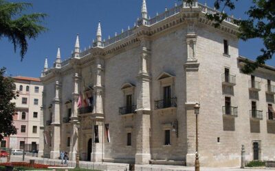 Palacio de Santa Cruz de Valladolid: genuino estilo renacentista