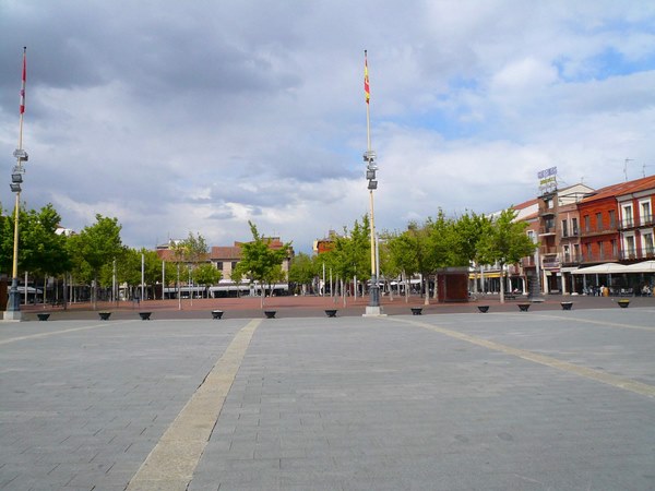 plaza mayor de la hispanidad de medina del campo valladolid