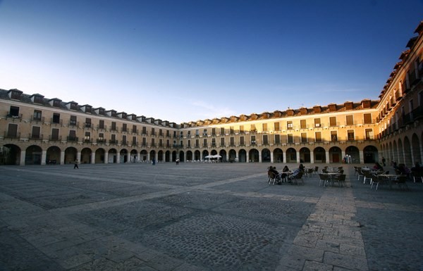 plaza mayor de ocana toledo