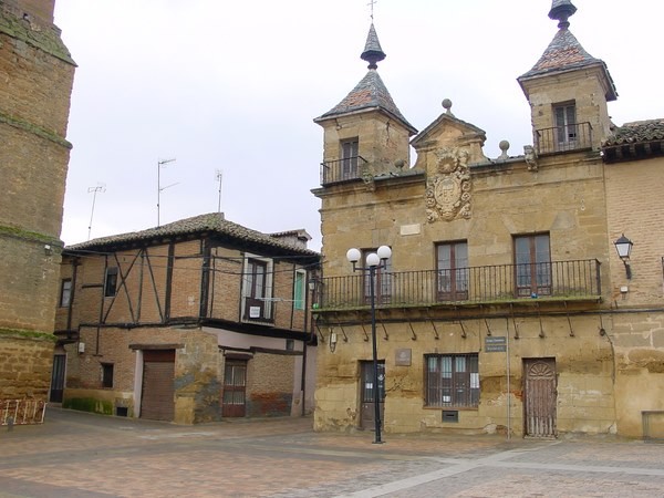 plaza mayor de valderas leon