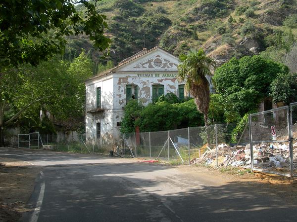 balneario y jardines de jabalcuz