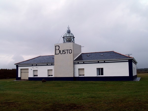 faro de cabo busto