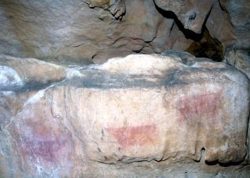 Cueva de Les Pedroses