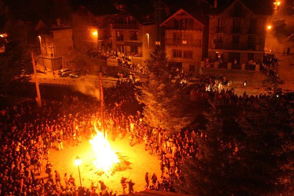 Fallas de los Pirineos