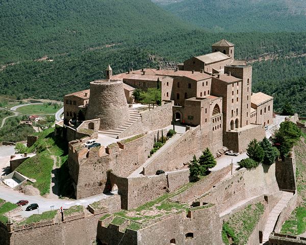 castillo de cardona barcelona