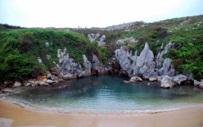 Playa de Gulpiyuri Asturias